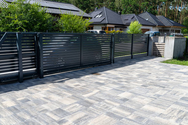 Best Decorative Driveway Pavers  in Clinton, MS